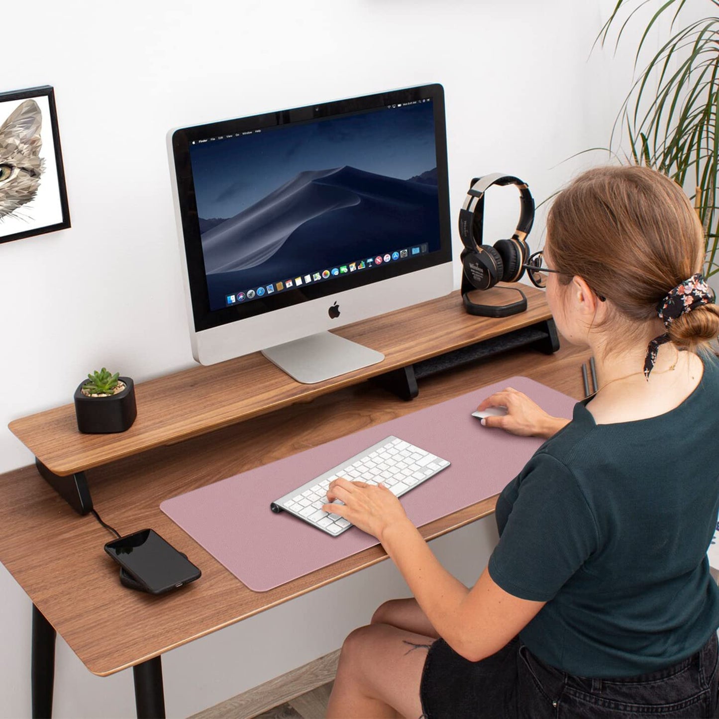 Double-Sided PU Leather Desk Pad - Non-Slip Large Mouse Pad & Desk Mat for Office, Home - Waterproof, Easy to Clean, Durable Dual-Sided Surface (23.6"X13.7", Purple)